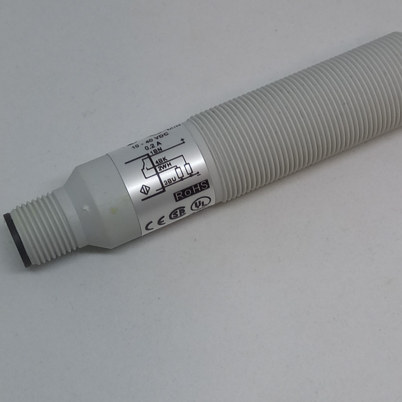 Induktyvinis daviklis M18 iki Sn-8mm PNP