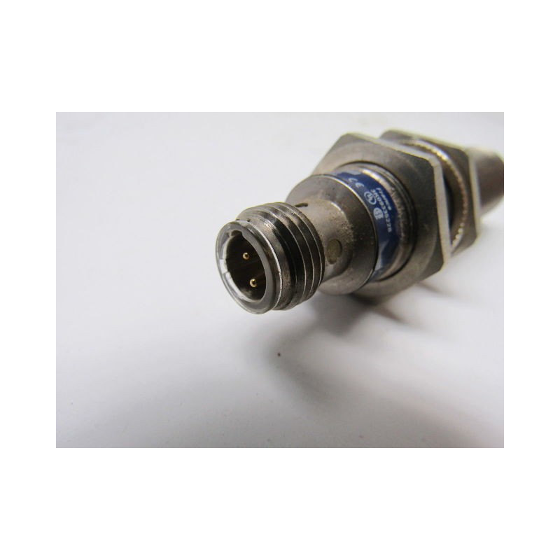 Met.indukt.dav.M18 24-240V AC/DC 8mm U20