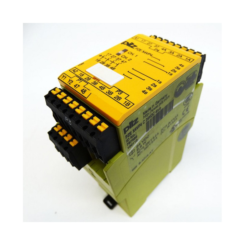 PZE X4VP4 C 24VDC 4n/o Pilz