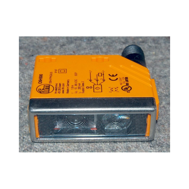 Diffuse Reflection Sensor with Background Suppression IFM