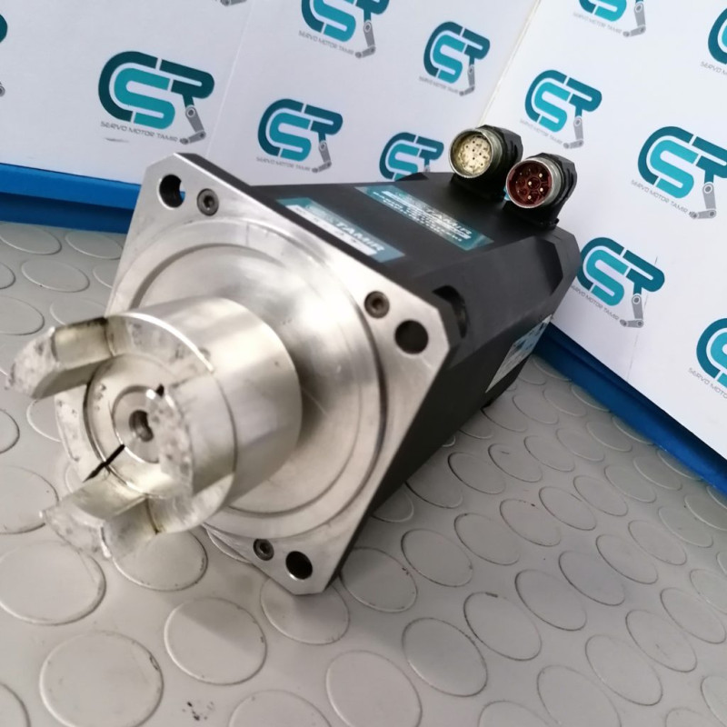 Servo variklis 8LSA45.EA030D100-3