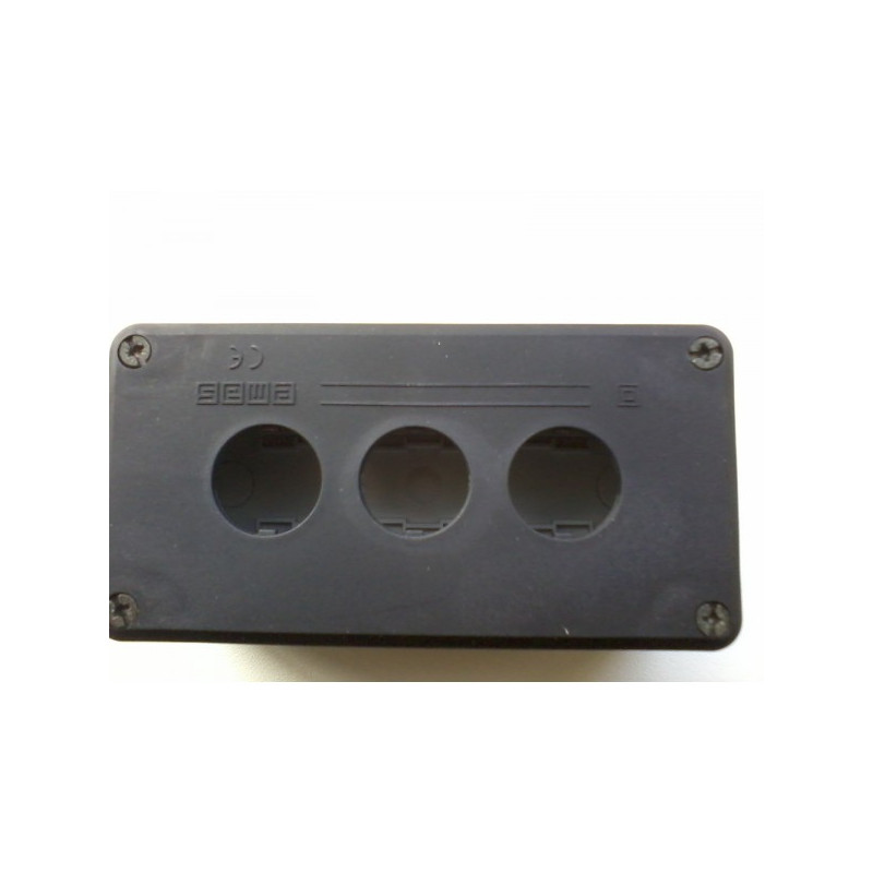 Plastic three-slot box