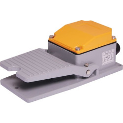 FOOT SWITCH IP65 2420.0102