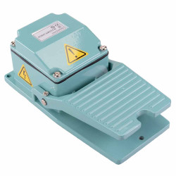 FOOT SWITCH IP65 2420.0102