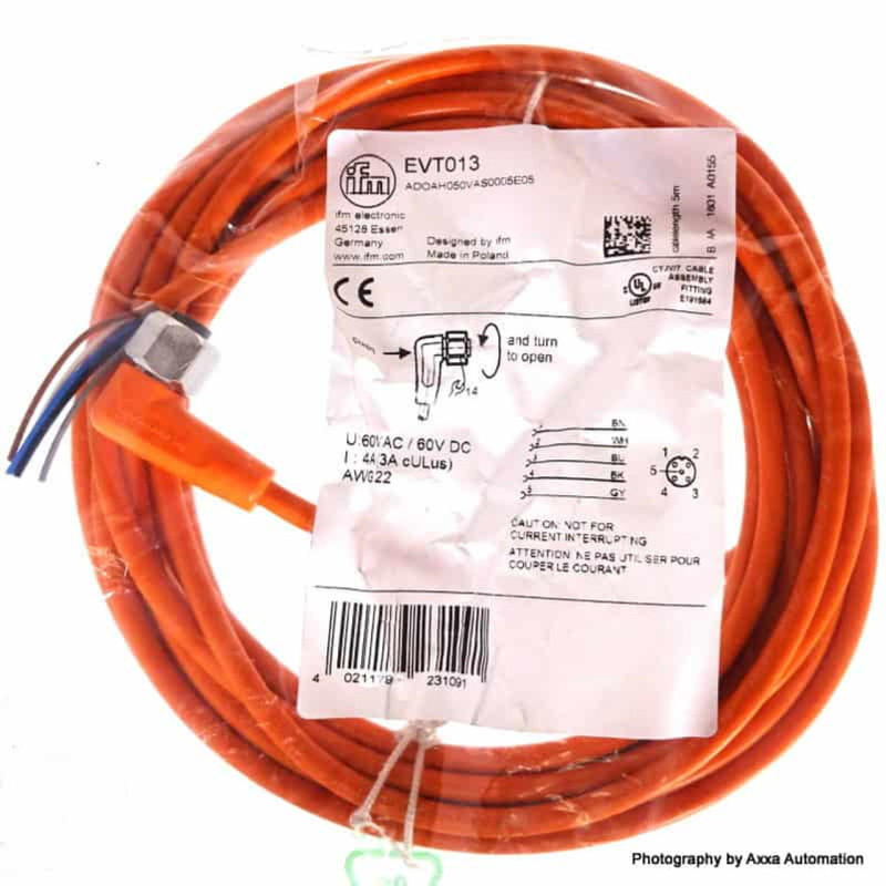 Connection cable with socket Ifm