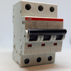 Automatinis jungiklis 3P C10A 6kA | 100141EX9BN