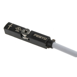 Festo SMT-8M-A-PS-24V-E-03-M8D - Jutiklis automatizavimui
