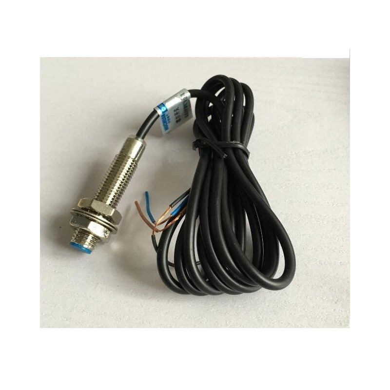 Induktyvinis M8 NPN NC su 2m laidu | AE1CN-3A