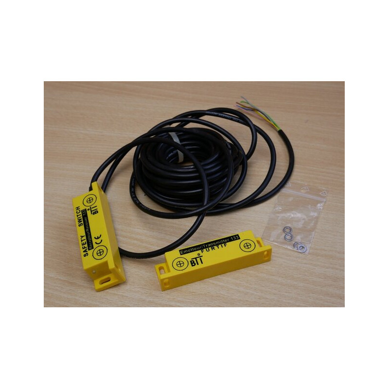 5SSR24BX OX/6M Safety Switch stand alone