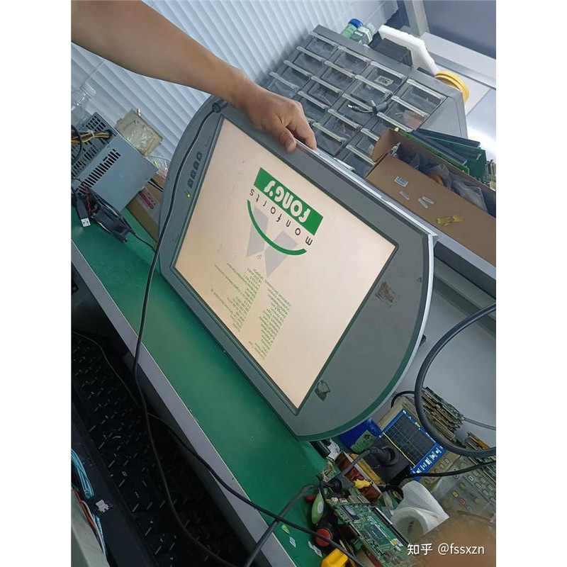 EYP0012A0030M01A00 Lenze