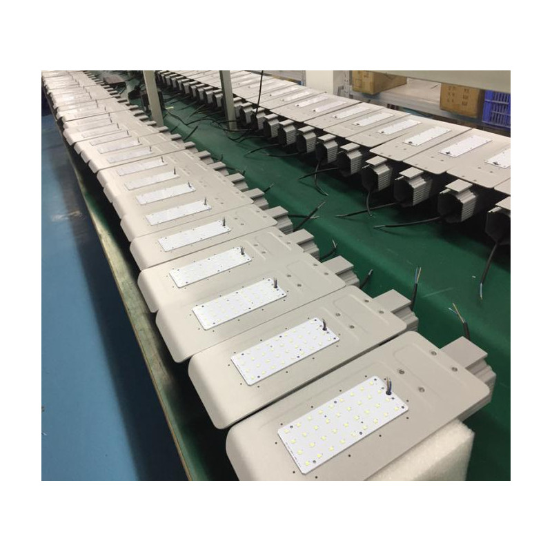 Amsterdam Lamp 40W - 3h Emergency Mode - IP66 Durable Lighting