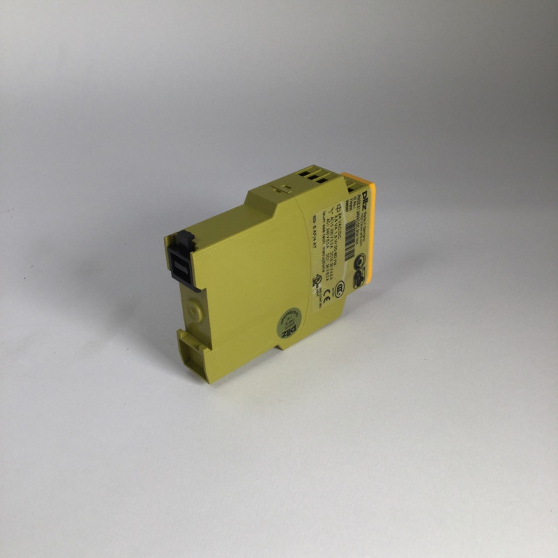 PNOZ X1 24VAC/DC Safety Relay - 3n/o 1n/c | Pilz