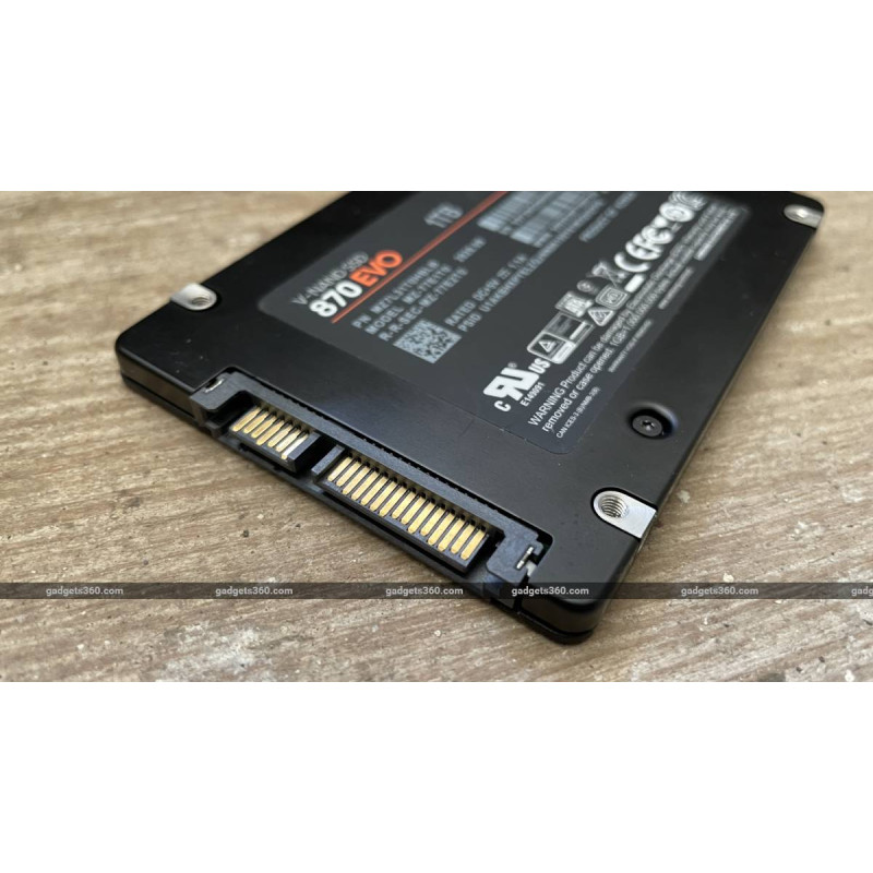 SAMSUNG 870 EVO 1TB SATA III SSD - Reliable Storage Solution