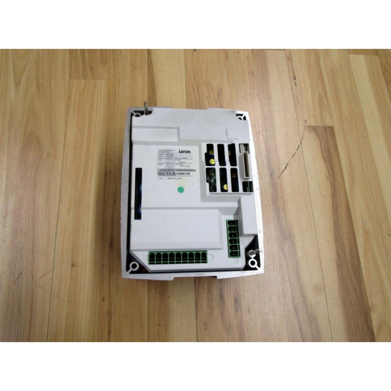 Frequency inverter E82MV1524B001 Lenze