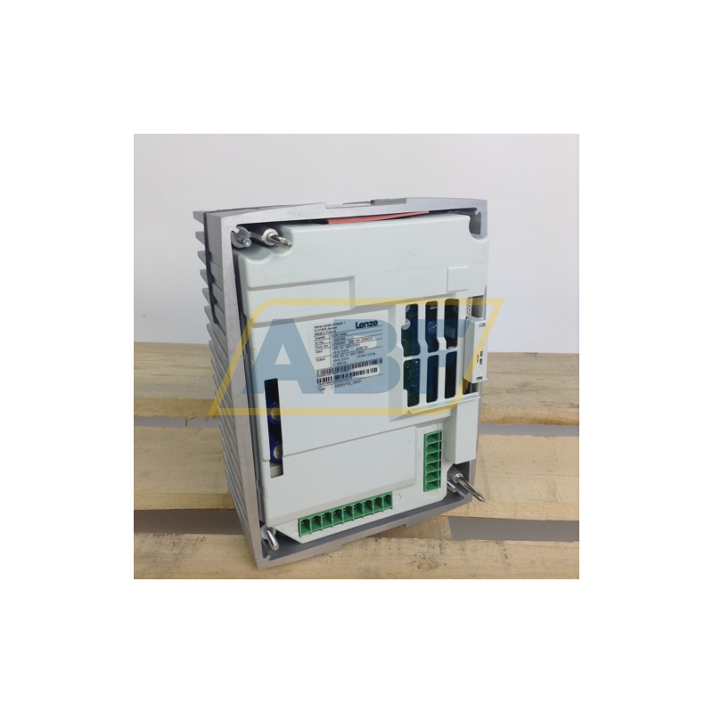 Dažnio keitiklis E82MV1524B001 - Lenze