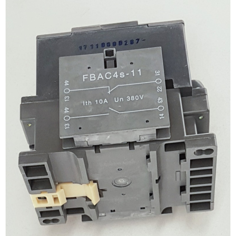Pramoniniai magnetiniai kontaktoriai FC4 63A 400V